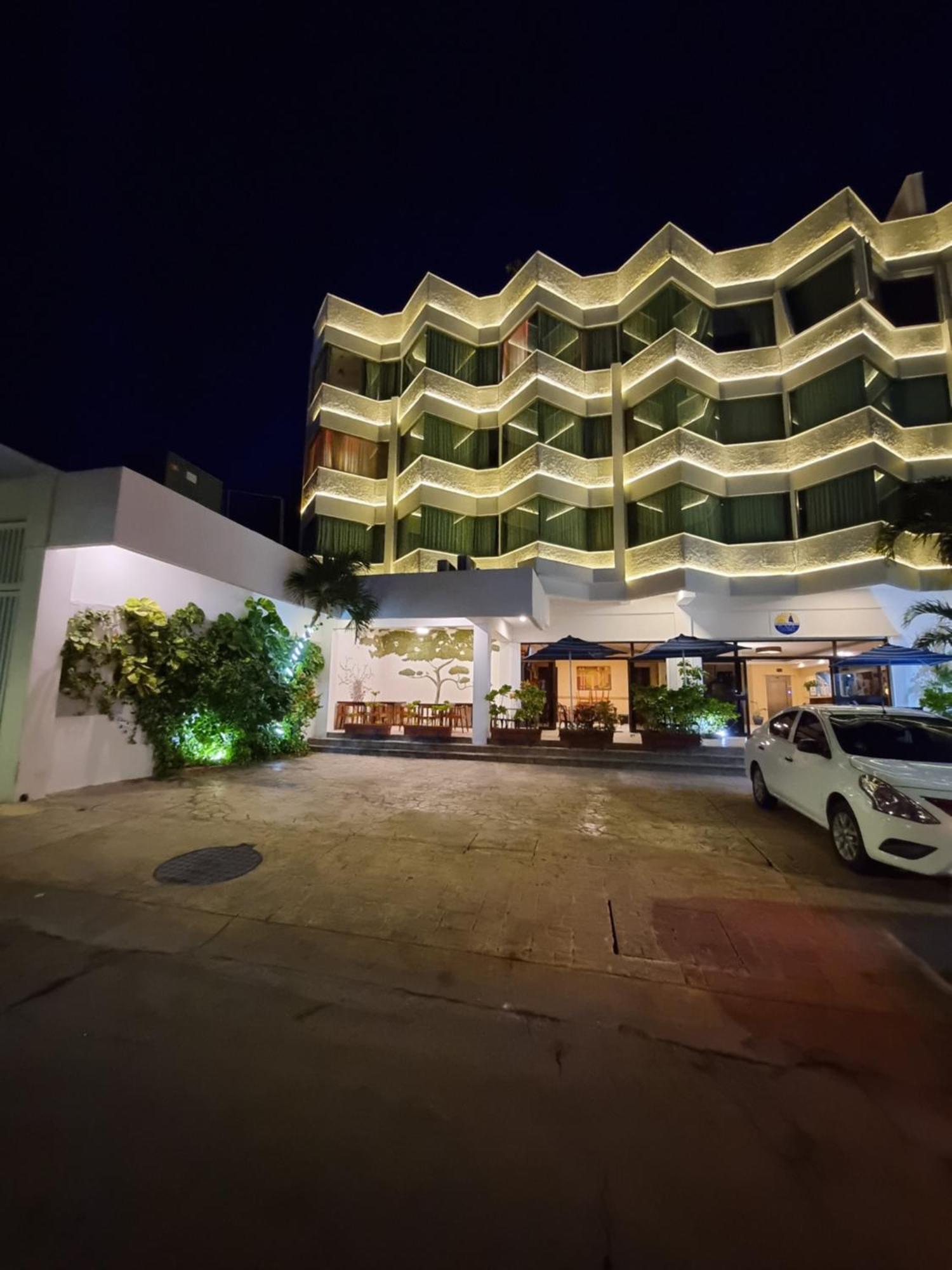 Hotel Plaza Cozumel Exterior photo