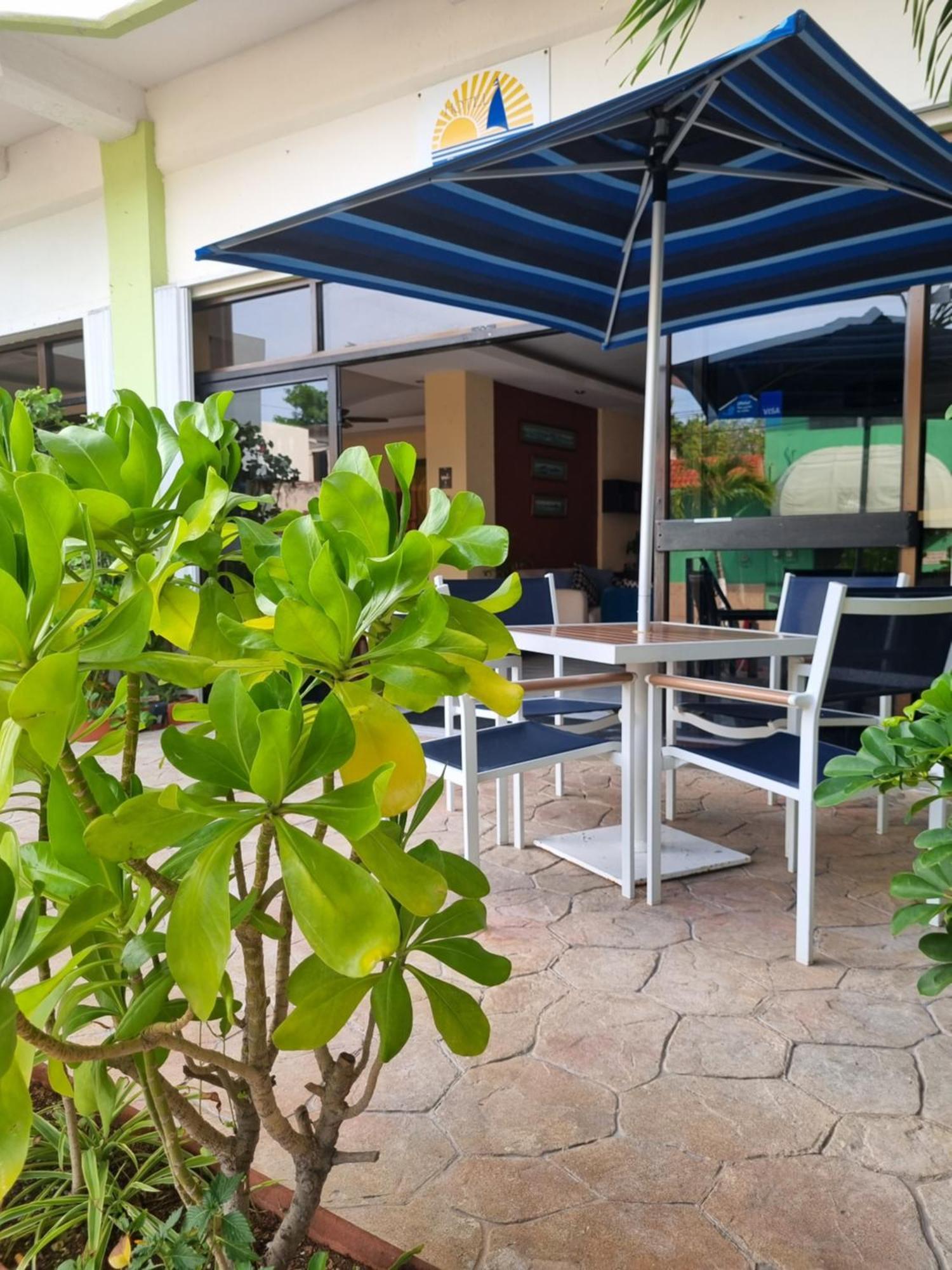 Hotel Plaza Cozumel Exterior photo