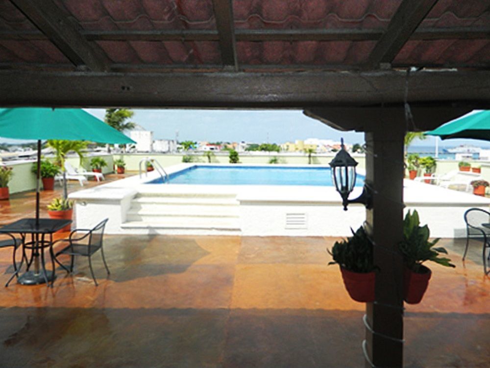 Hotel Plaza Cozumel Exterior photo